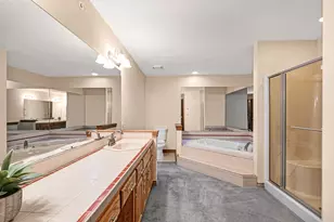18465 St Andrew Ct, Brookfield, WI 53045 - Photo 13