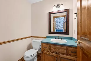 18465 St Andrew Ct, Brookfield, WI 53045 - Photo 21