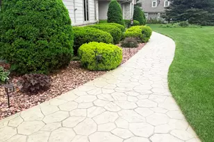N53W27843 Hanover Hill Rd, Sussex, WI 53089 - Photo 3
