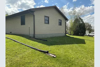 201  Pauquette Dr, Poynette, WI 53955 - Photo 5