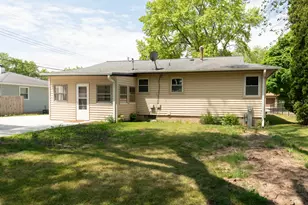 2261 Robinson Dr, Beloit, WI 53511 - Photo 27