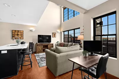 415  6th St #410, La Crosse, WI 54601 - Photo 5