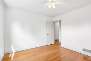 825 Illinois St, Racine, WI 53405 - Photo 13