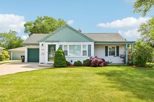 825 Illinois St, Racine, WI 53405 - Photo 1