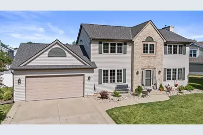 602  Woodland Cir, Racine, WI 53185 - Photo 3