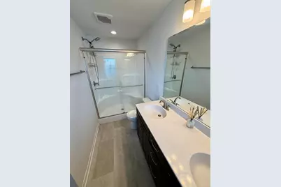 1933  Cheshire Dr, Racine, WI 53182 - Photo 15