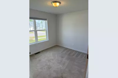 1933  Cheshire Dr, Racine, WI 53182 - Photo 21