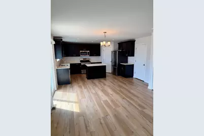 1933  Cheshire Dr, Racine, WI 53182 - Photo 3