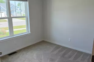 1933 Cheshire Dr, Racine, WI 53182 - Photo 17