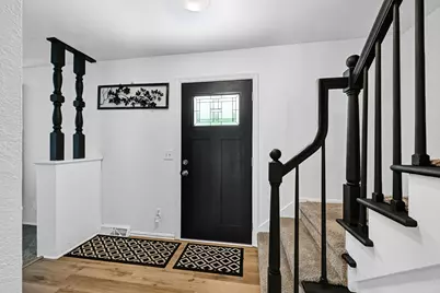 14390 W Wilbur Dr, New Berlin, WI 53151 - Photo 3