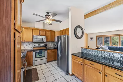 924 N Grant St, Port Washington, WI 53074 - Photo 7