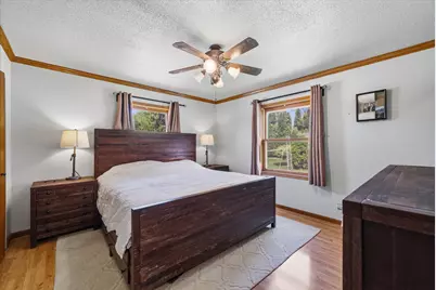 924 N Grant St, Port Washington, WI 53074 - Photo 9