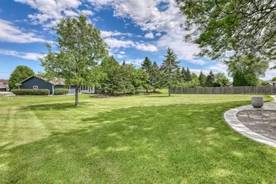 W146N6234  Wigwam Ct, Menomonee Falls, WI 53051 - Photo 45