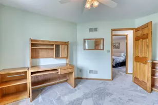 W146N6234 Wigwam Dr, Menomonee Falls, WI 53051 - Photo 33