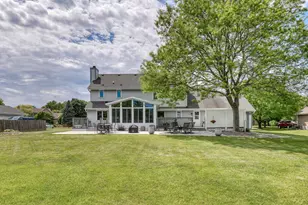 W146N6234 Wigwam Dr, Menomonee Falls, WI 53051 - Photo 47