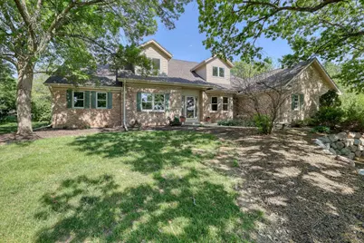 W312N4890  Chapel Ridge Rd, Merton, WI 53029 - Photo 1