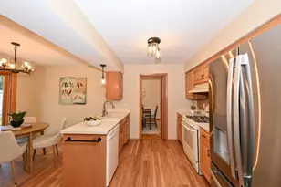13780 W Graham St, New Berlin, WI 53151 - Photo 19