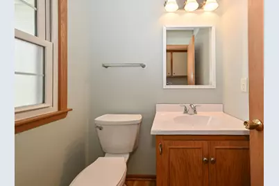 13780 W Graham St, New Berlin, WI 53151 - Photo 23