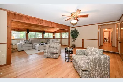 13780 W Graham St, New Berlin, WI 53151 - Photo 29