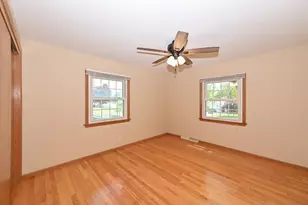 13780 W Graham St, New Berlin, WI 53151 - Photo 37