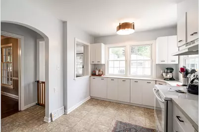 6641 W Hadley St, Milwaukee, WI 53210 - Photo 13