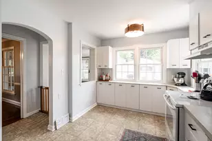 6641 W Hadley St, Milwaukee, WI 53210 - Photo 13