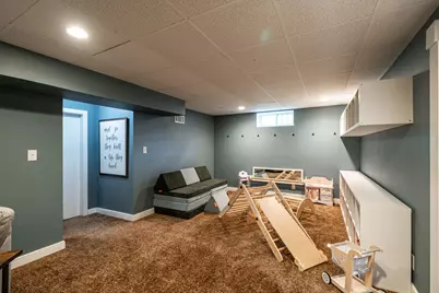 6641 W Hadley St, Milwaukee, WI 53210 - Photo 33