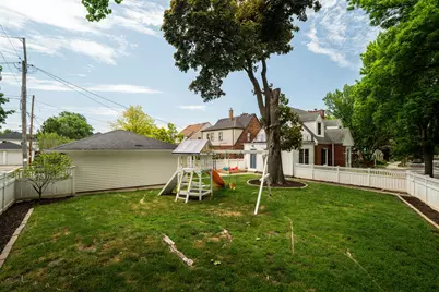 6641 W Hadley St, Milwaukee, WI 53210 - Photo 39