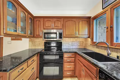 3110 N Menomonee River Pkwy, Milwaukee, WI 53222 - Photo 13