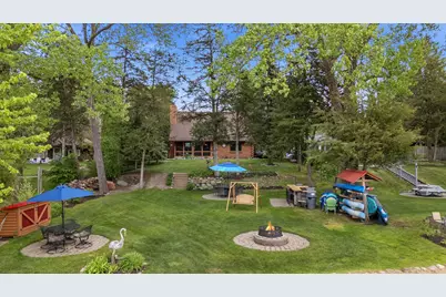 W376S4887 E Pretty Lake Rd, Ottawa, WI 53118 - Photo 17