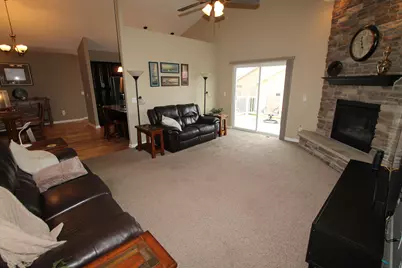 282  Settlement Dr, Racine, WI 53105 - Photo 15