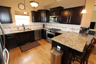 282 Settlement Dr, Racine, WI 53105 - Photo 9