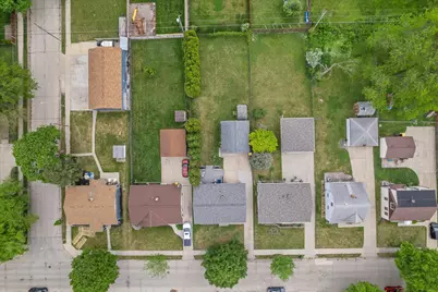 1128 S 98th St, West Allis, WI 53214 - Photo 25