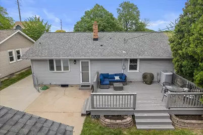 1128 S 98th St, West Allis, WI 53214 - Photo 3