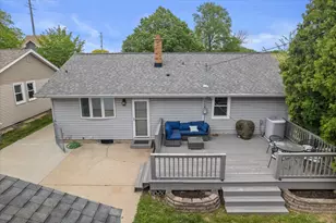 1128 S 98th St, West Allis, WI 53214 - Photo 3