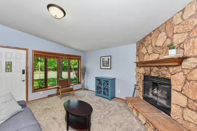 3444 N Mayfair Rd, Wauwatosa, WI 53222 - Photo 7