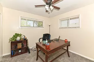 926 E Waterford Ave, Milwaukee, WI 53207 - Photo 21