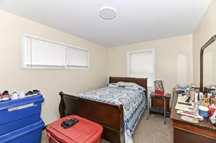 926 E Waterford Ave, Milwaukee, WI 53207 - Photo 15