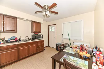 926 E Waterford Ave, Milwaukee, WI 53207 - Photo 11