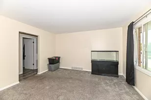 926 E Waterford Ave, Milwaukee, WI 53207 - Photo 17