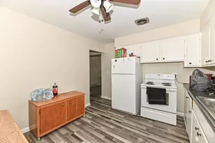926 E Waterford Ave, Milwaukee, WI 53207 - Photo 19