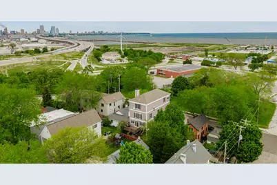 2425 S Superior St, Milwaukee, WI 53207 - Photo 57