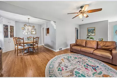 2432 S 109th St, West Allis, WI 53227 - Photo 11
