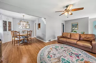 2432 S 109th St, West Allis, WI 53227 - Photo 11
