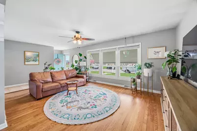 2432 S 109th St, West Allis, WI 53227 - Photo 3