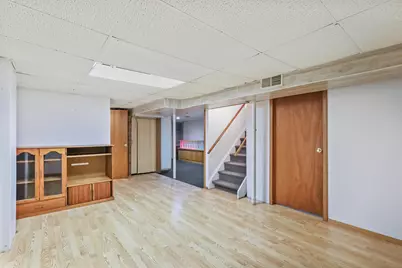 1109 S 36th St, Manitowoc, WI 54220 - Photo 27