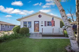 1109 S 36th St, Manitowoc, WI 54220 - Photo 1