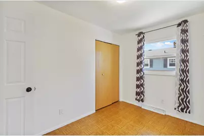 1109 S 36th St, Manitowoc, WI 54220 - Photo 21