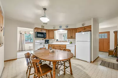 N69W29463  River Front Dr, Merton, WI 53029 - Photo 15