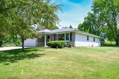 N69W29463  River Front Dr, Merton, WI 53029 - Photo 1